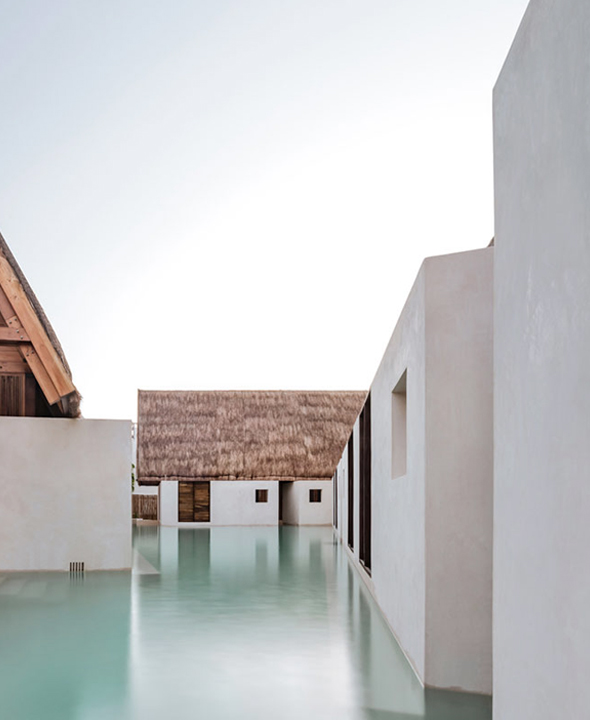 Holbox. The Guide _ Paper | Massimo Dutti