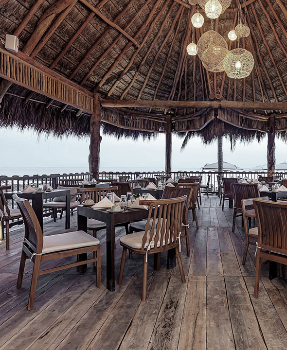 Holbox. The Guide _ Paper | Massimo Dutti