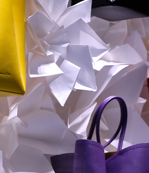 Spring's Window Display | Paper Massimo Dutti