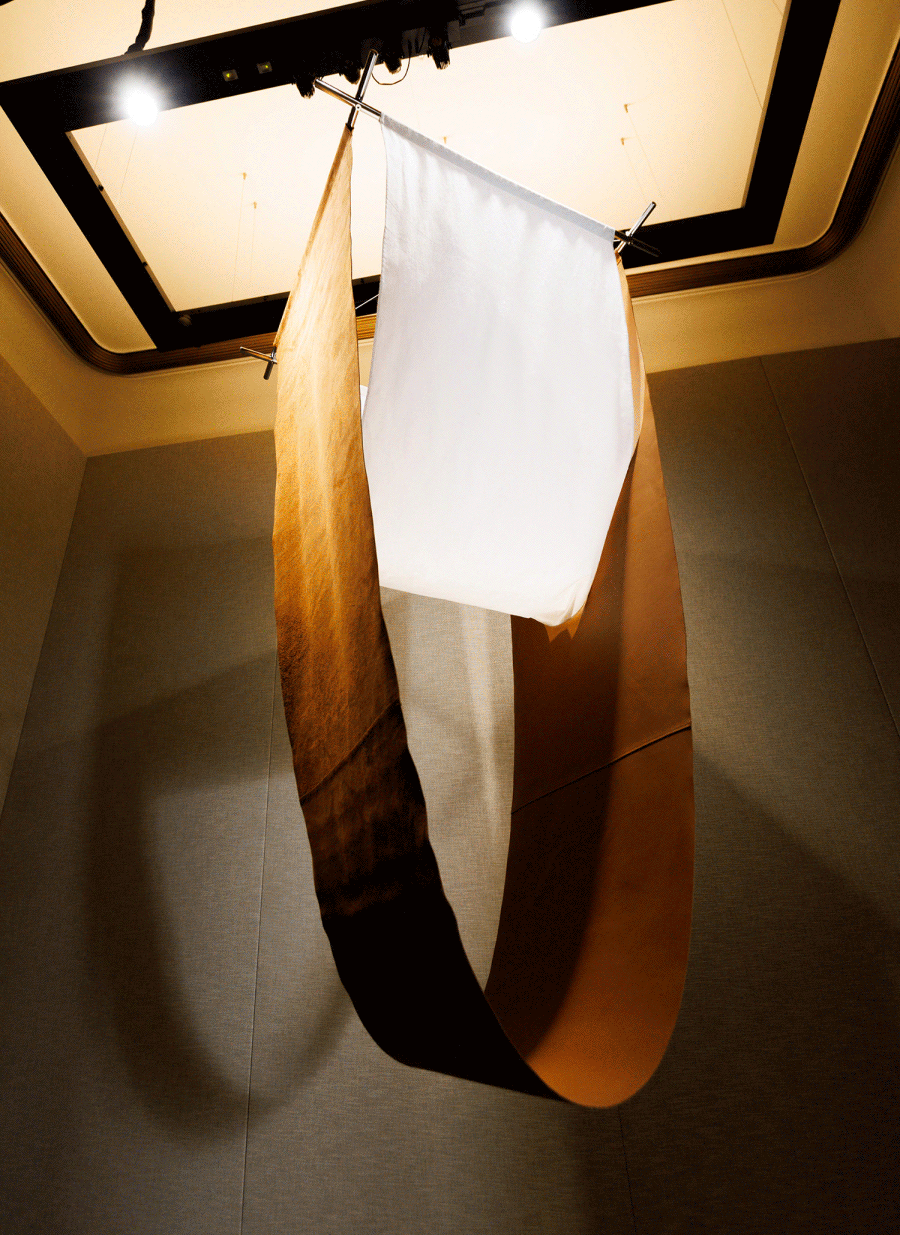 LE Fashion Show SS25