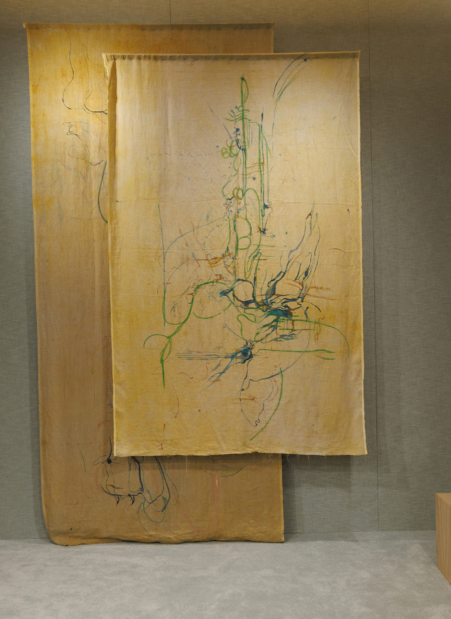 LE Fashion Show SS25