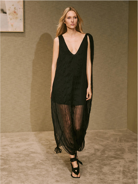 Women Collection Runway